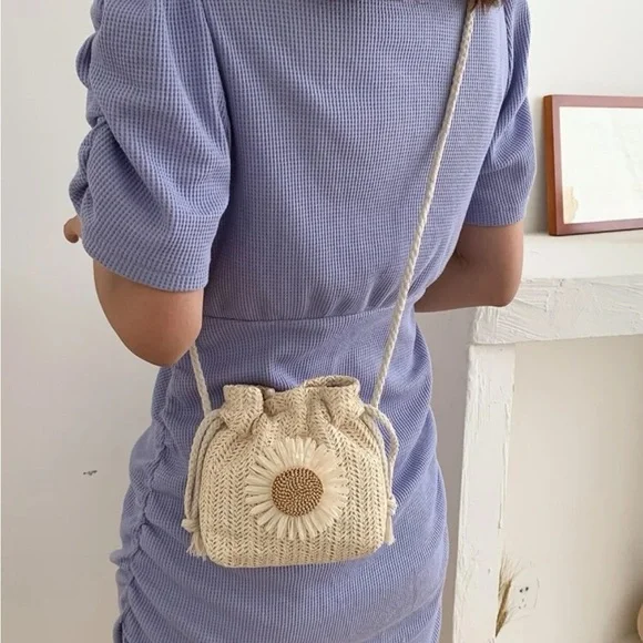 ⚠️Clearance Floral Cute Straw Bag / Drawstring Crossbody Bag - Picture 5 of 8